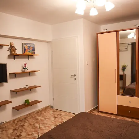 아파트 Chic Near City Center 클루지나포카
